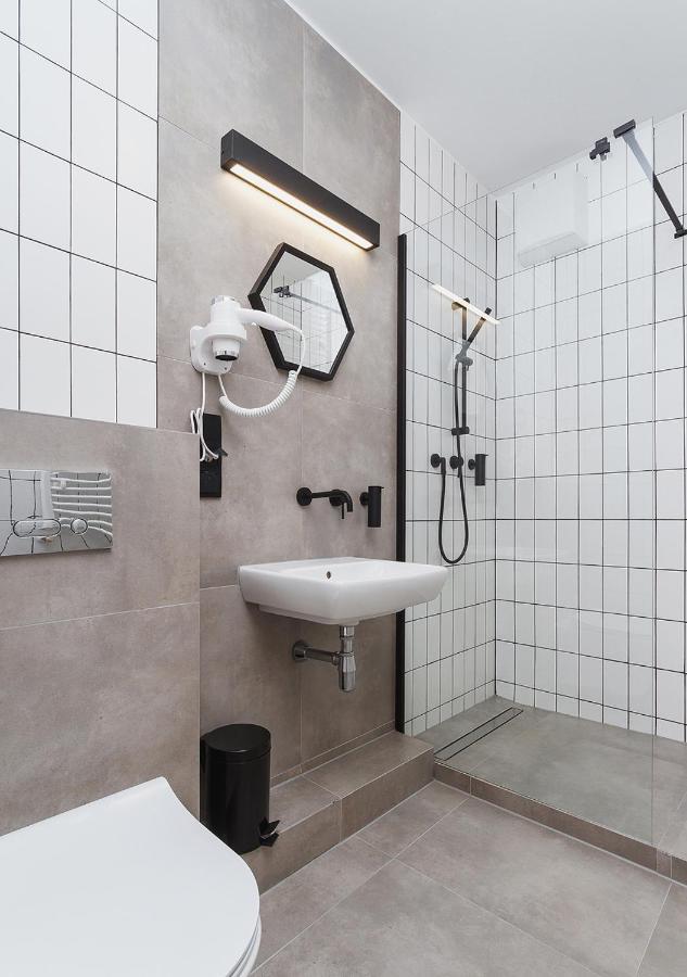 Aaron Aparthotel Краків Екстер'єр фото