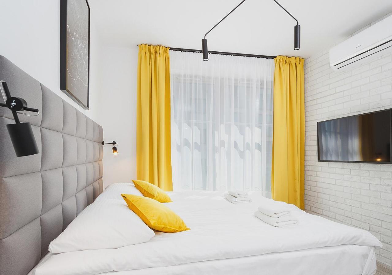 Aaron Aparthotel Краків Екстер'єр фото